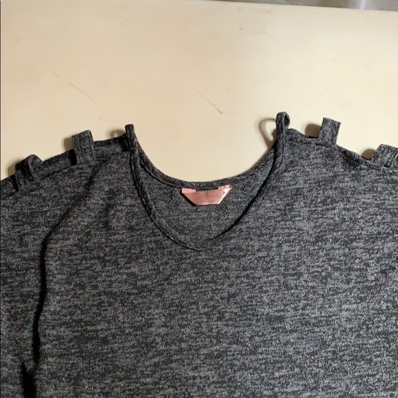 Top - Picture 3 of 3